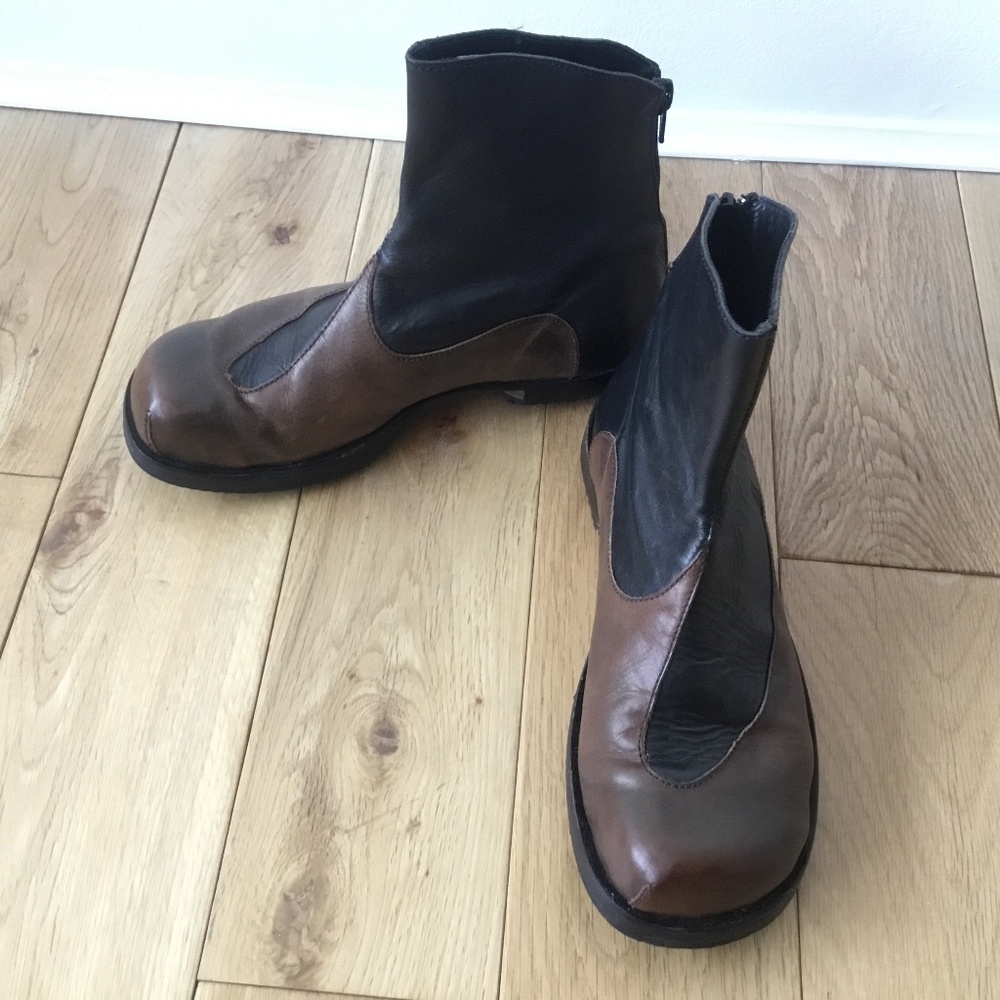 Cydwoq Era ankle boots
